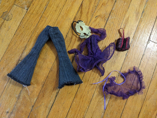 Bratz midnight dance Yasmin Dress outfit accesories Mask Lot As Is