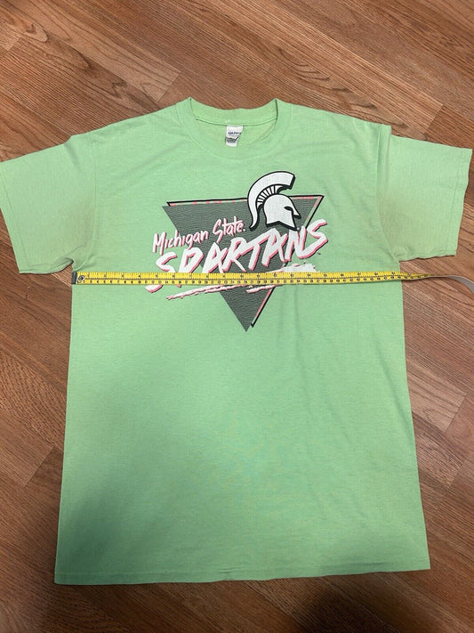 Adult Medium MICHIGAN STATE Graphic tee 90s Neon