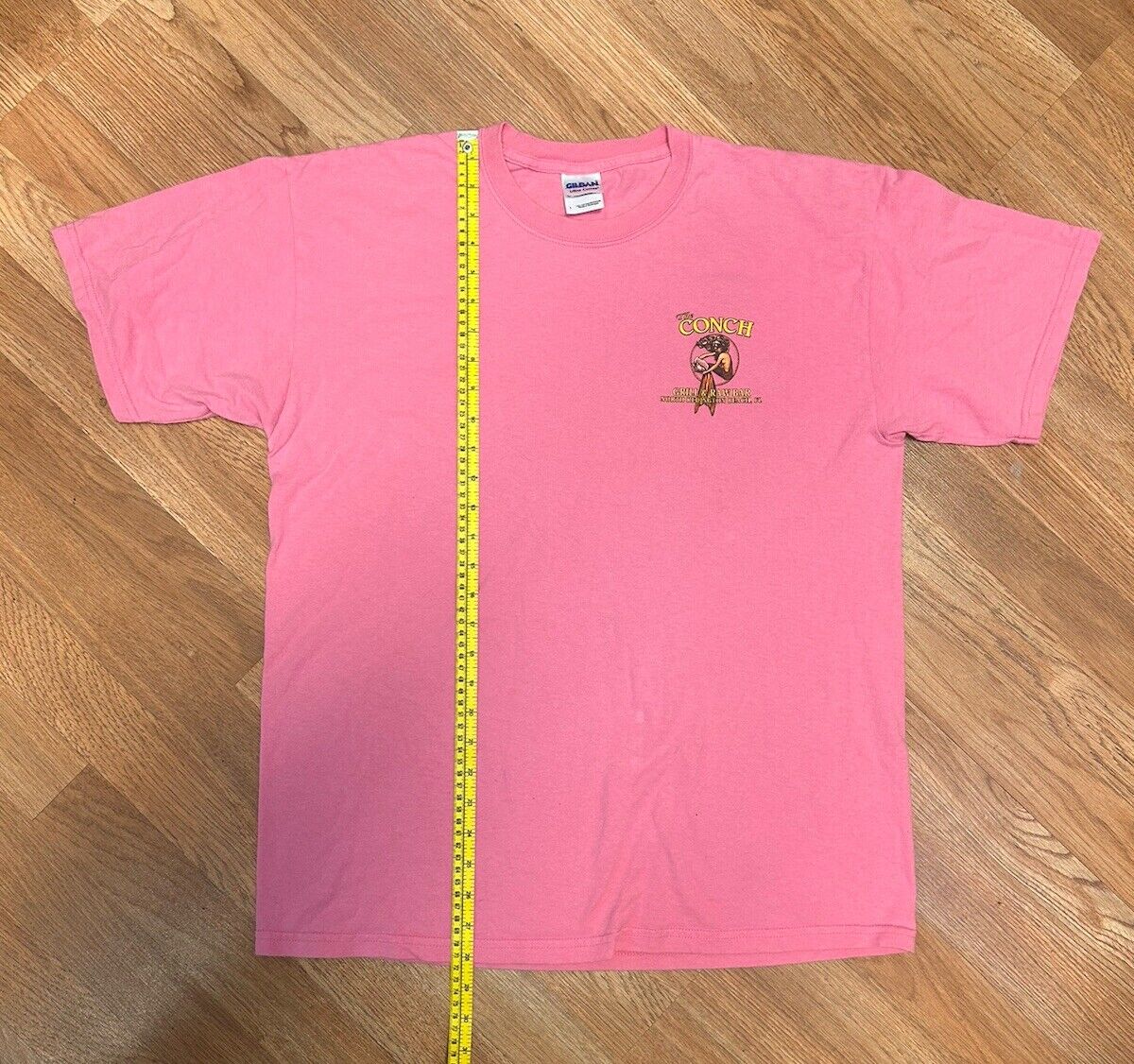 Vintage “The Conch” Graphic Tee Shirt Size Large pink Mermaid