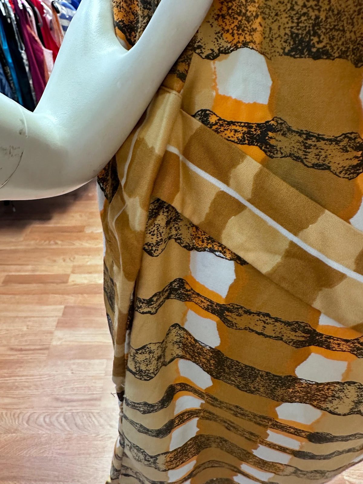 1970's Vera Neumann Cigar Wrap or Tiger O-ring tunic Dress - House of Dow
