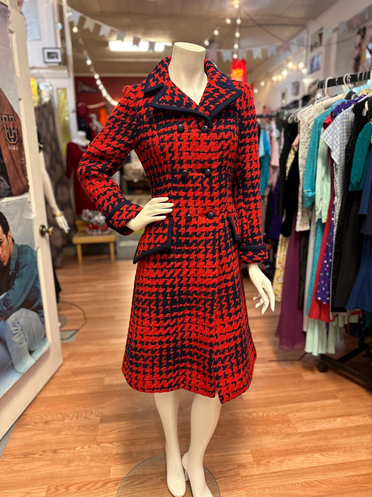 1960's Twee Cain Sloan Co Vintage Houndstooth Peacoat - House of Dow