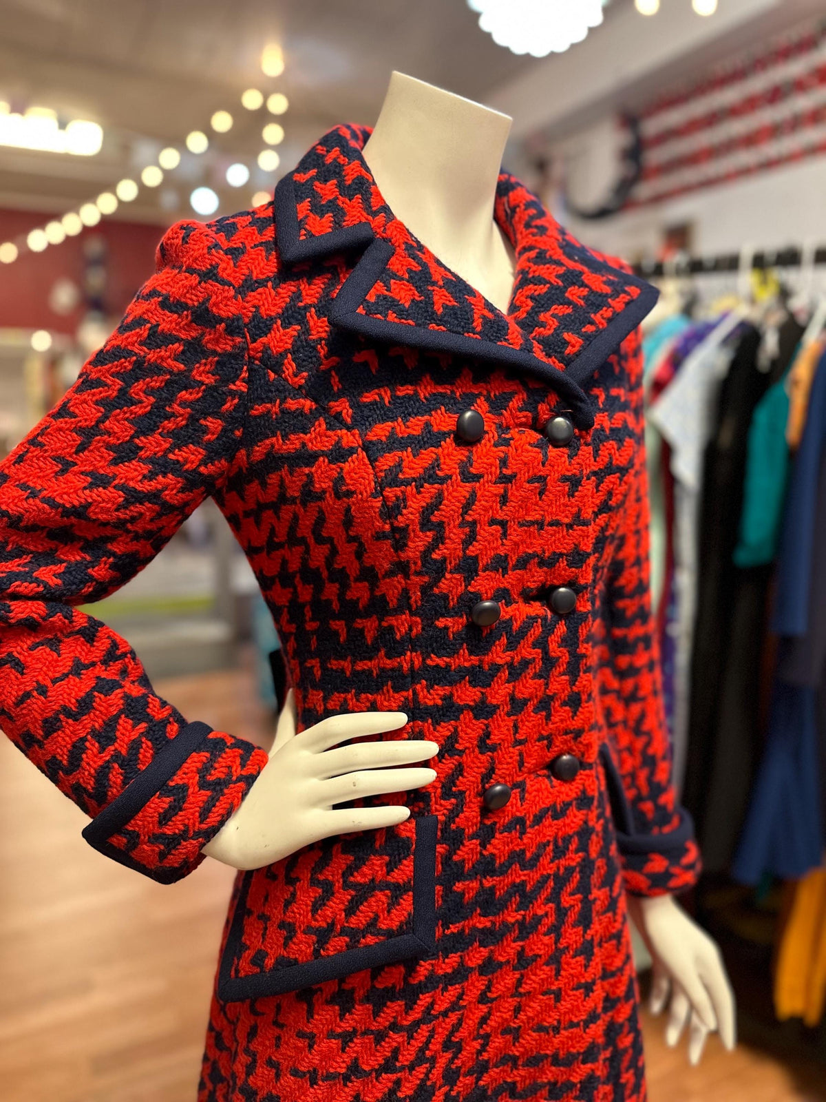 1960's Twee Cain Sloan Co Vintage Houndstooth Peacoat - House of Dow