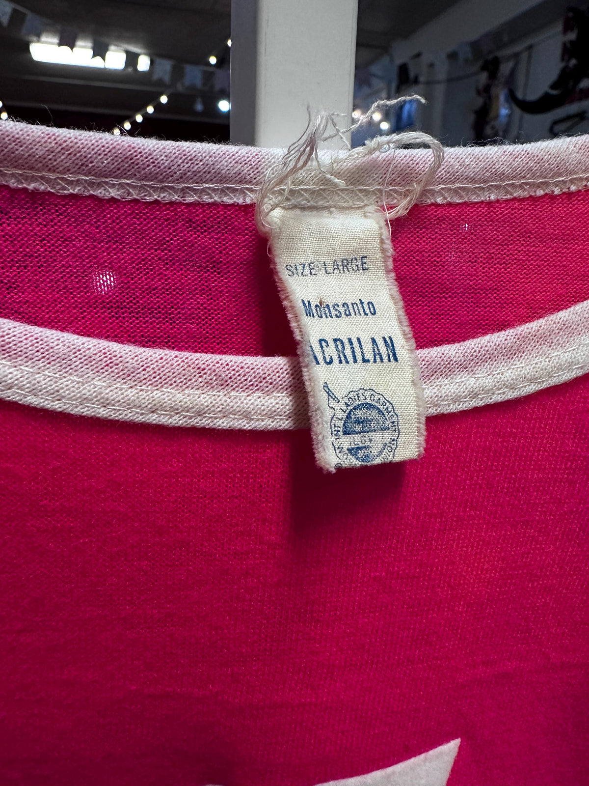 1960s'/70's Vintage Women's Hot Pink Union Made Single Stitch Jersey 7