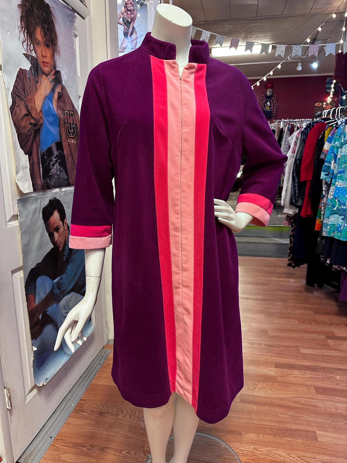 1970's Retro Vanity Fair Color Block Polyester House Dress MuuMuu