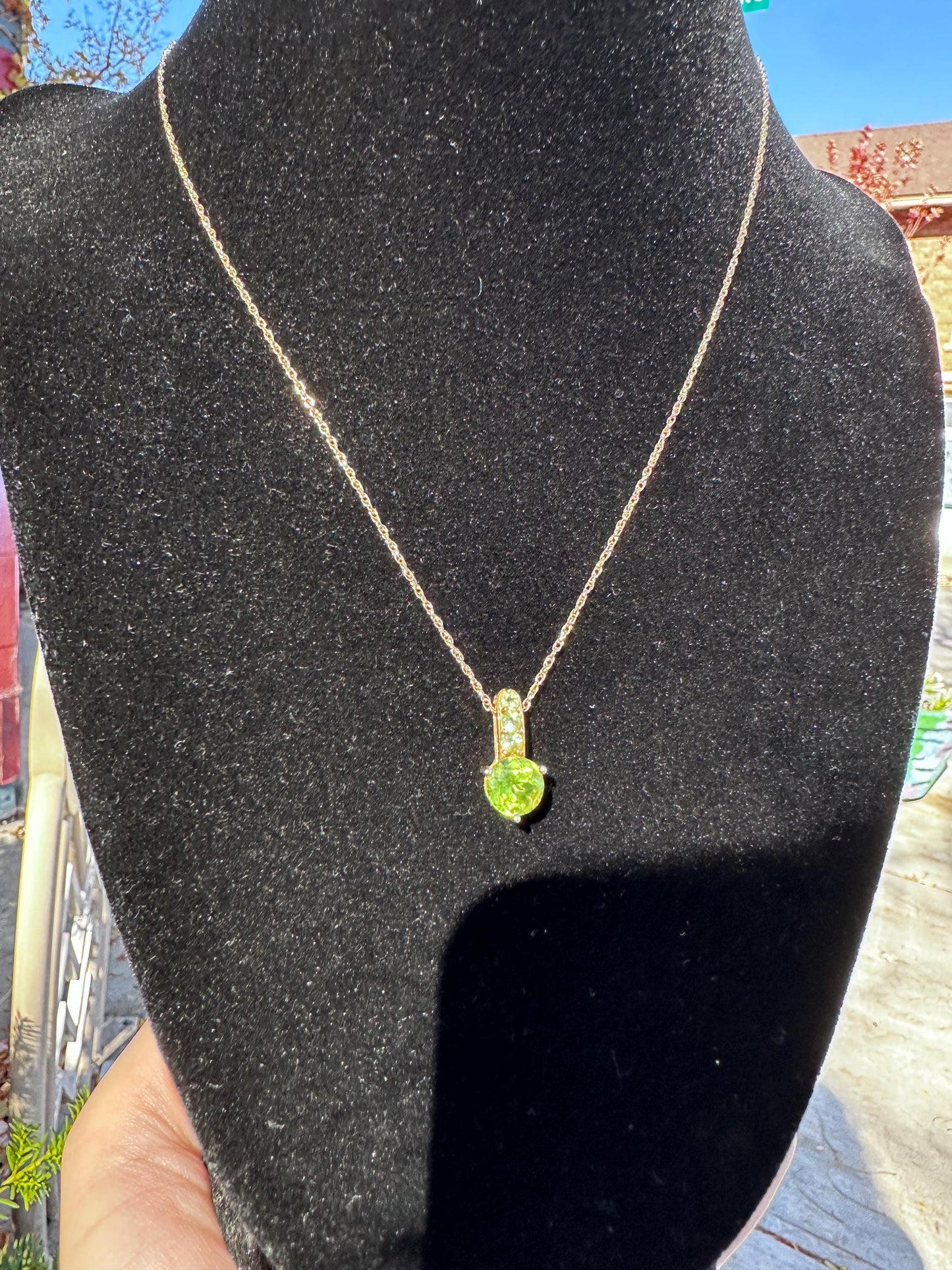 14K Gold Gorgeous Dainty Minimalist 3 Stone Peridot Pendant Necklace August Birthstone Feminine Jewelry Birthday Gift