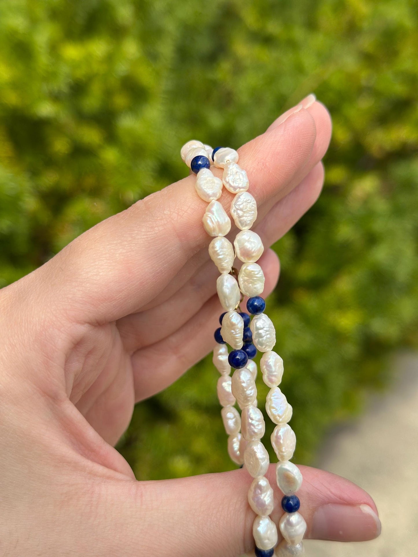 Vintage 90's Vacation Baroque Iridescent Fresh Water Pearl Bracelet with Blue Beads Gold Filled Clasp