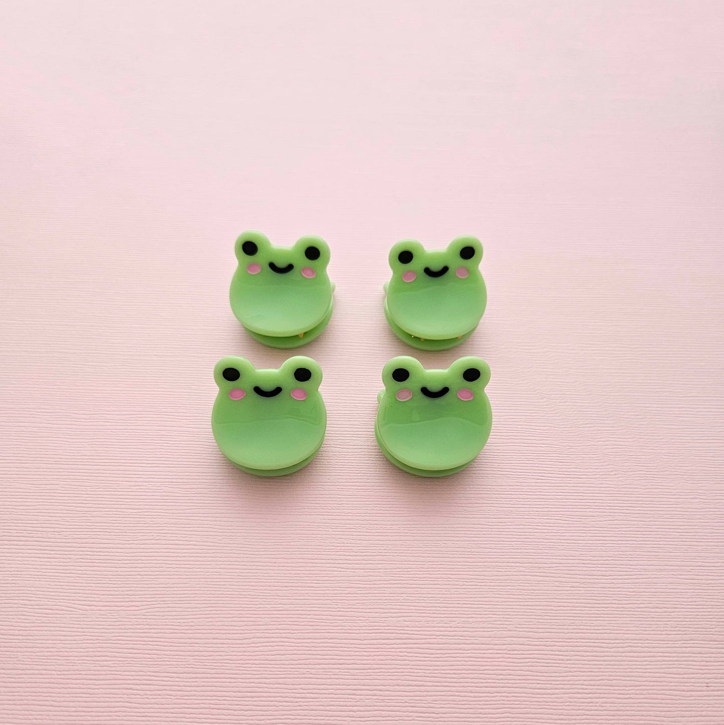 Froggy hair clip