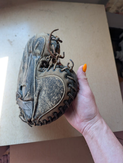 Vintage 20s 30s Victor Wright Ditson catchers mitt Glove baseball