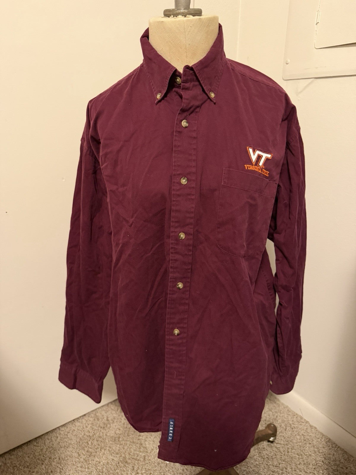 Vesi Sportswear Virginia Tech Hokies Maroon Long Sleeve Button-Down Shirt Size L