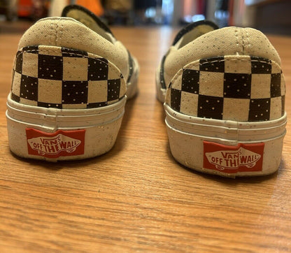 Vans Classic Slip On UnisexColor Black & white Checker Mens 3.5 Womens 5 