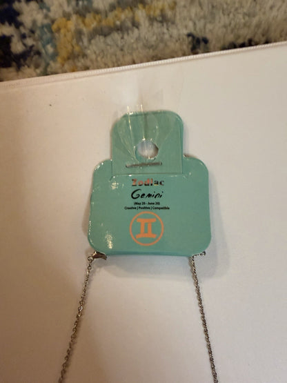 Vintage Y2K Deadstock Zodiac Silver Gemini Necklace