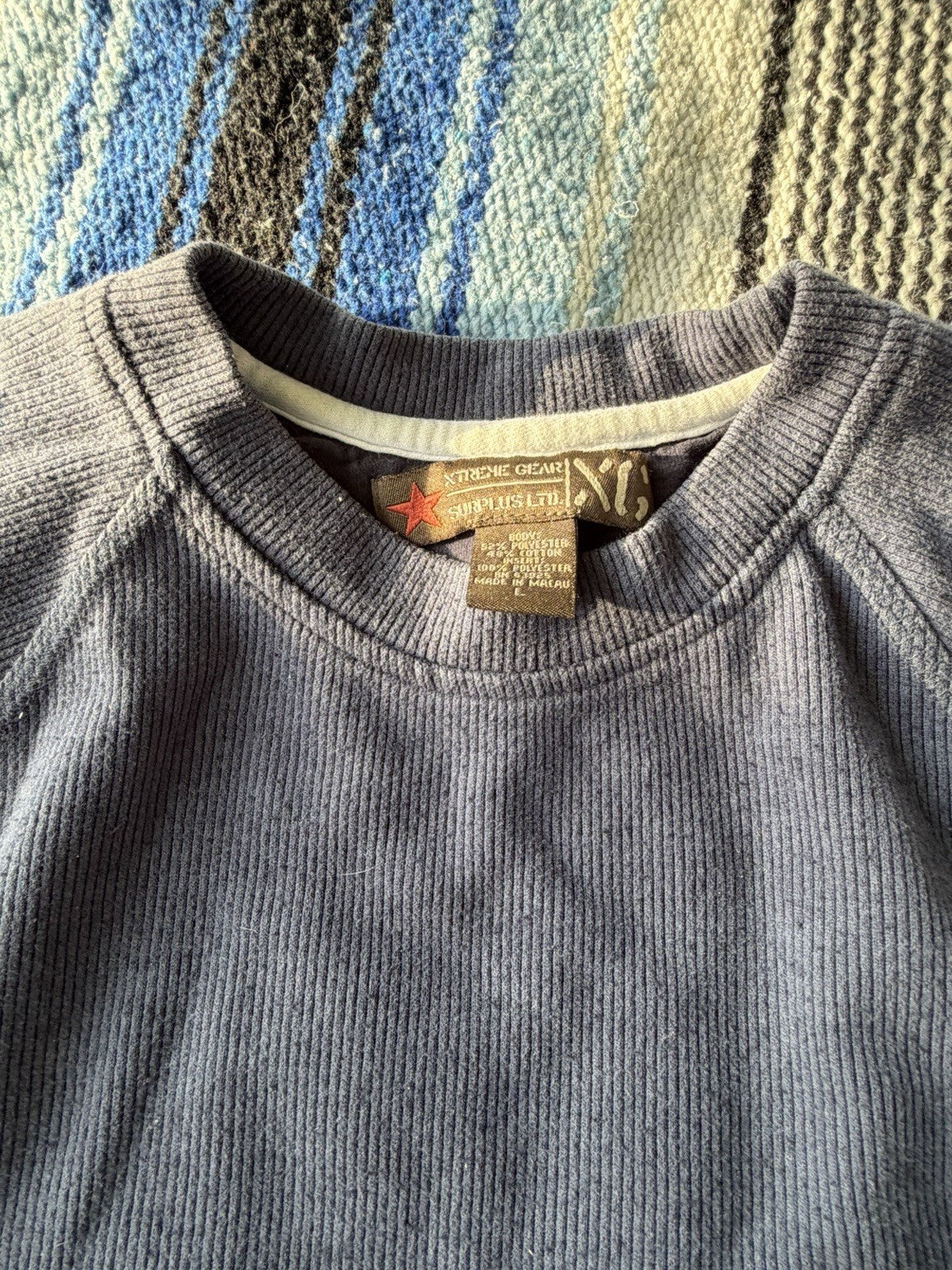 AS IS VINTAGE Xtreme Gear Sweater Mens Large Blue Surfwear Skate Grunge Y2K