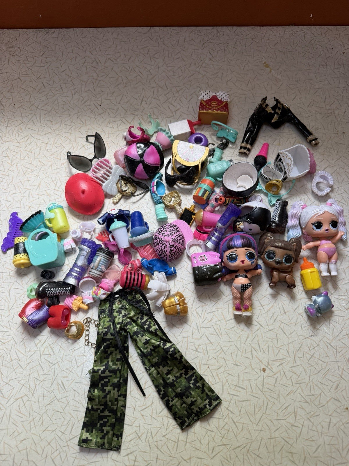 Lol Surprise Doll Mixed Lot Dolls Clothing Accessories Tweens Babies Sisters