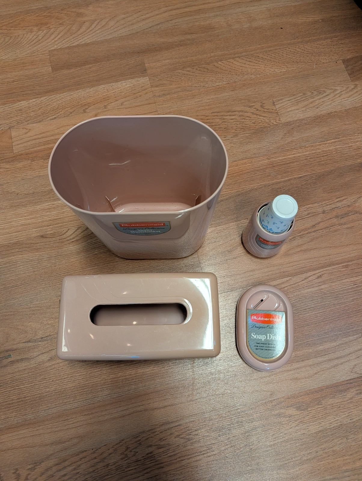 RARE 1990S VINTAGE Rubbermaid Designer Collection - PINK Bathroom 13 Pieces LOT 
