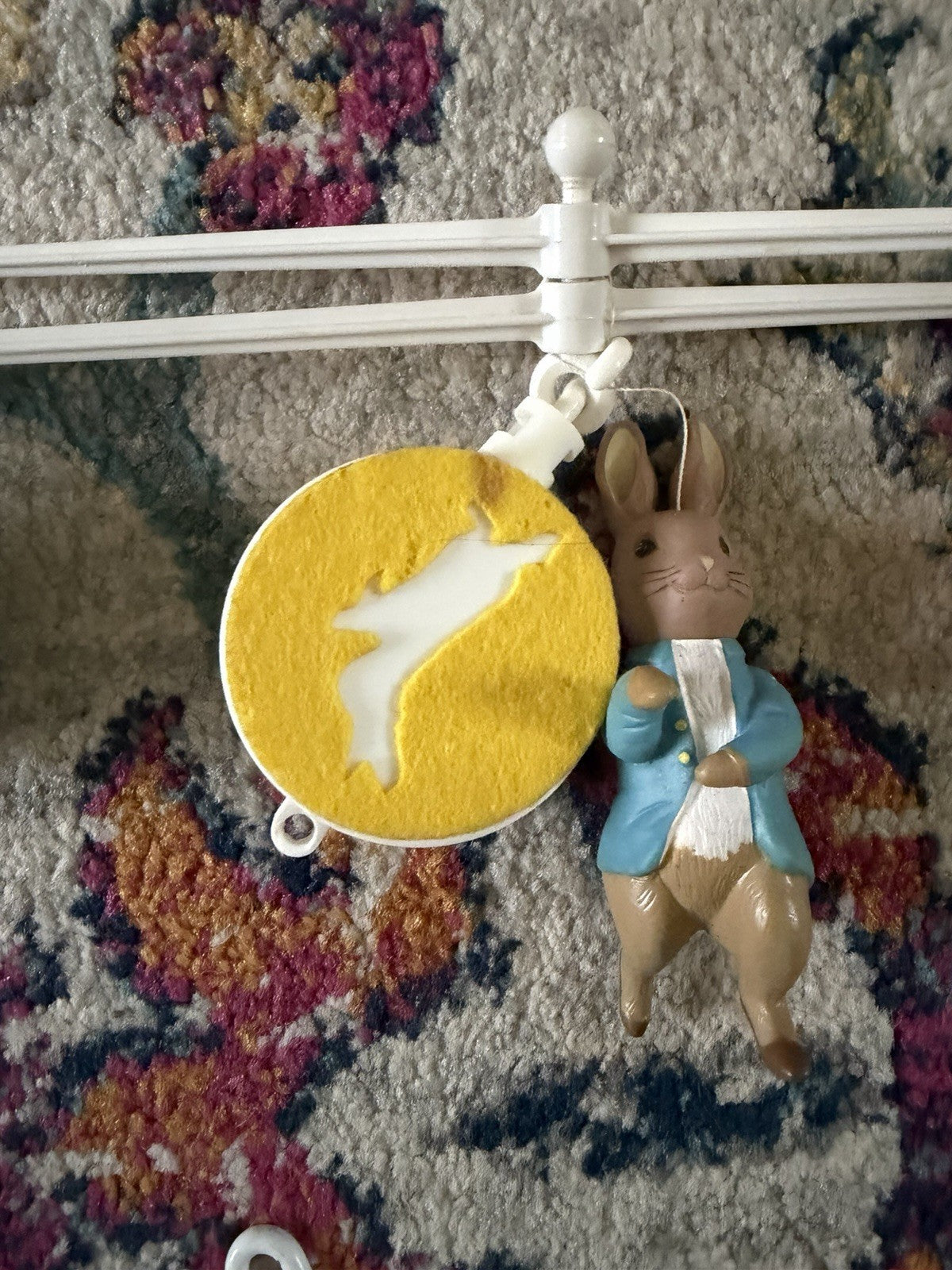 WORKING Vintage 1978 Peter Rabbit Beatrix Potter Crib Mobile Musical Nursery
