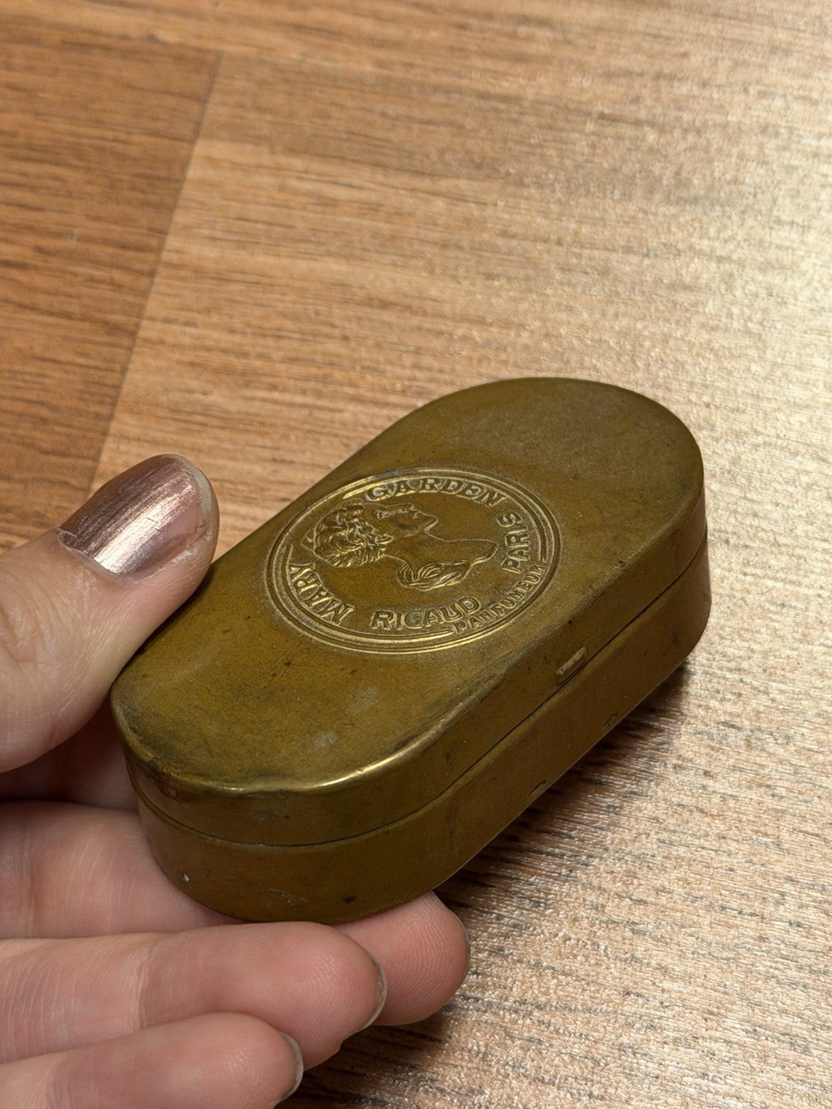 Mary Garden Rigaud Paris Parfumeur Vintage Tin