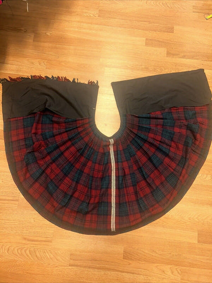 VINTAGE LOCH KILT MADE IN SCOTLAND 100% WOOL . PRE-OWNED XS 28" Mens 
