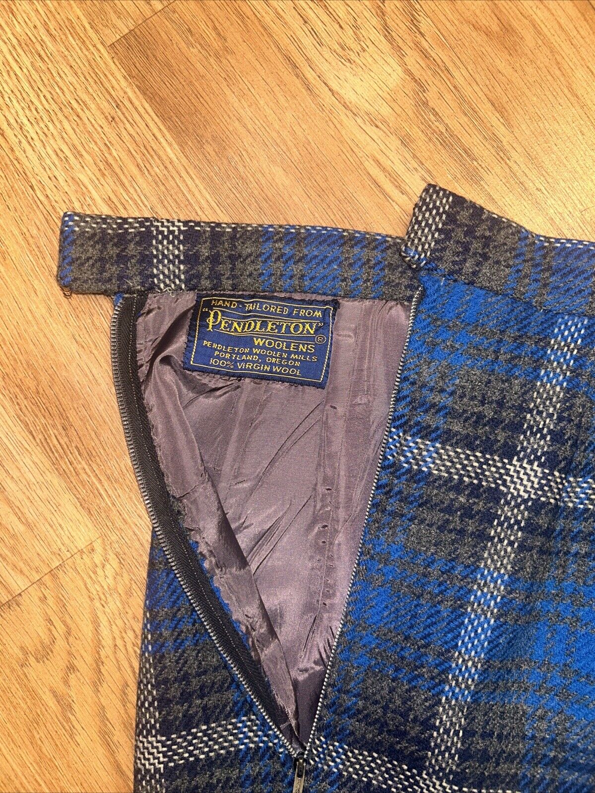 Vintage Pendleton Virgin Wool Skirt Plaid Midi Tartan Flannel Size Small 27"