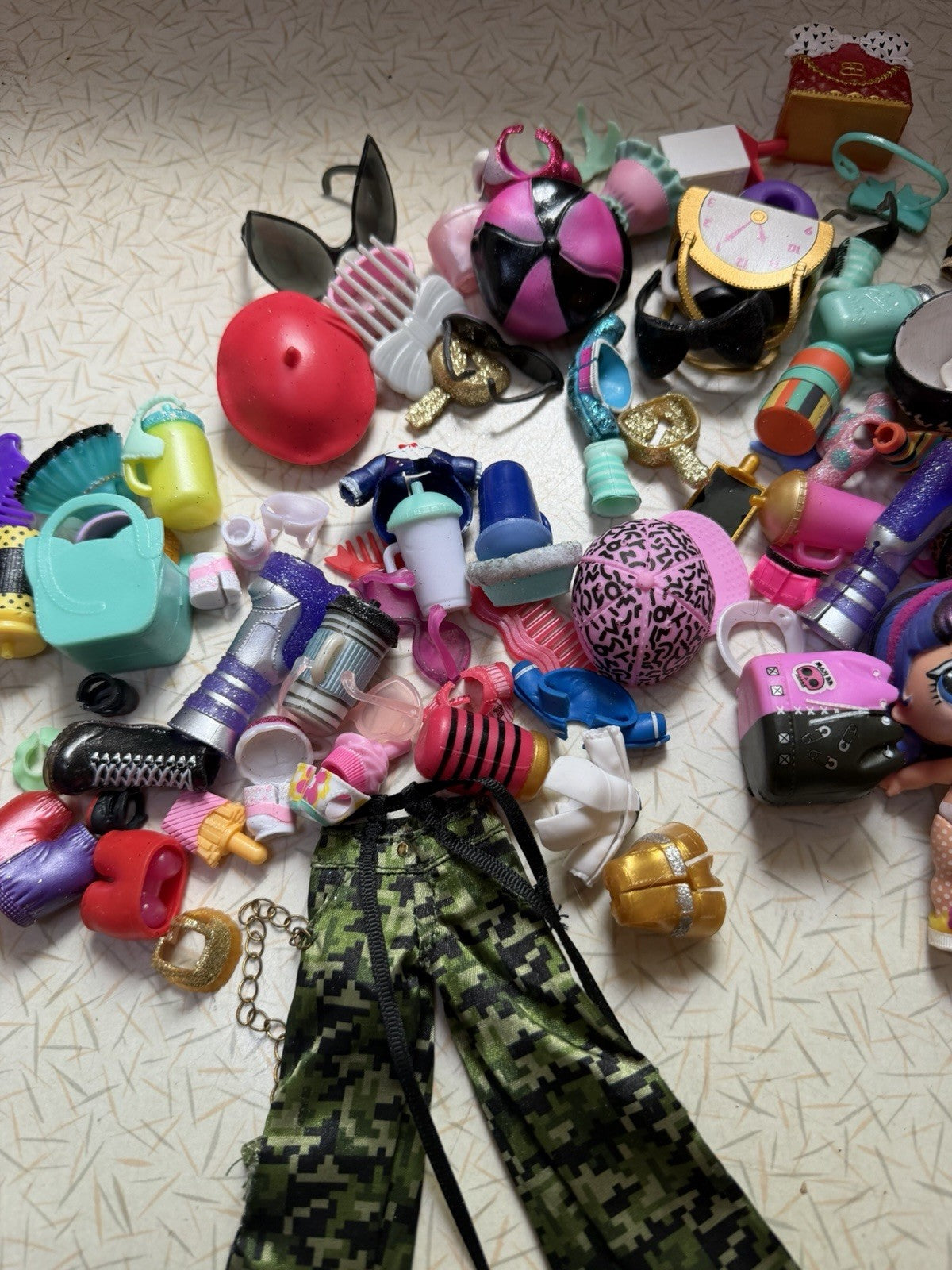Lol Surprise Doll Mixed Lot Dolls Clothing Accessories Tweens Babies Sisters
