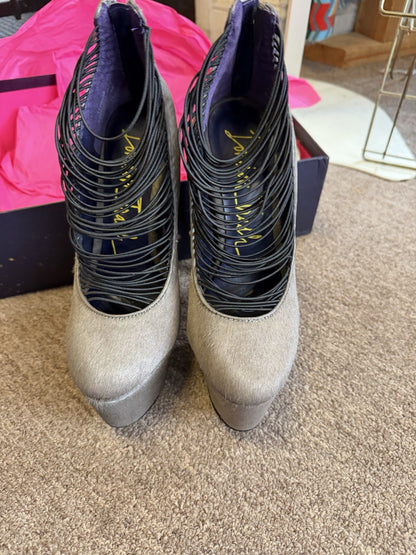 London Trash Womens Ceres Horsehair Platform Heels Stiletto Grey Size 7.5