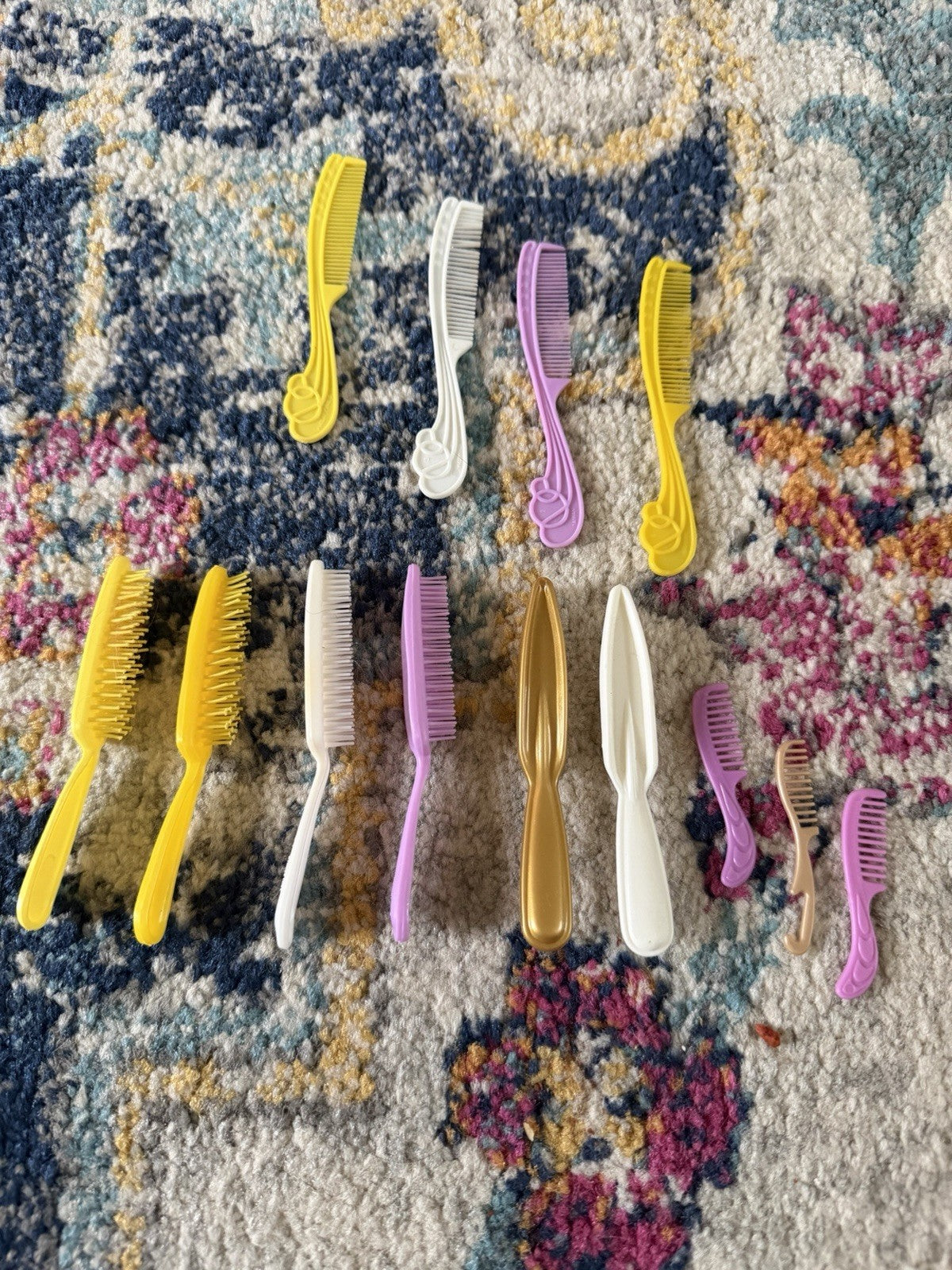 VTG She-Ra Princess of Power Replacement Or Barbie BRUSH COMB Lot Multiple Color