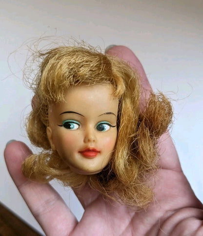 Vintage 1965 Ideal Miss Clairol Glamour Misty Tammy W12-3 Blue Head Only 