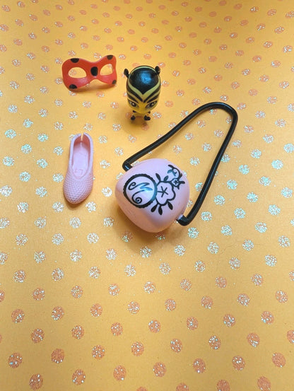 Miraculous Ladybug Queen Bee Pollen 1” Figure Playmates Mask Shoe Bag Lot