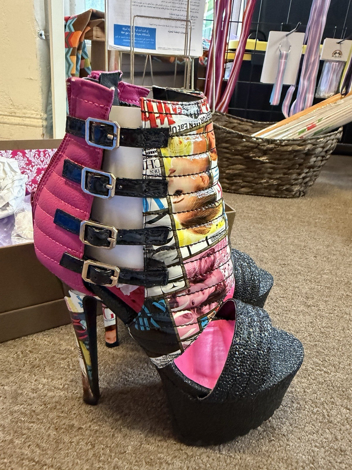 Privileged Size 7 Xpress Multi Heels Magazine 80s Throwback