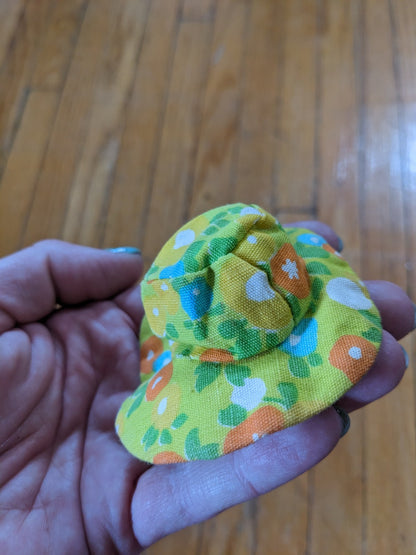 Shillman Barbie Clone Mod Bonnet Floral Wide Brim Sun Hat 1960s Flower Power