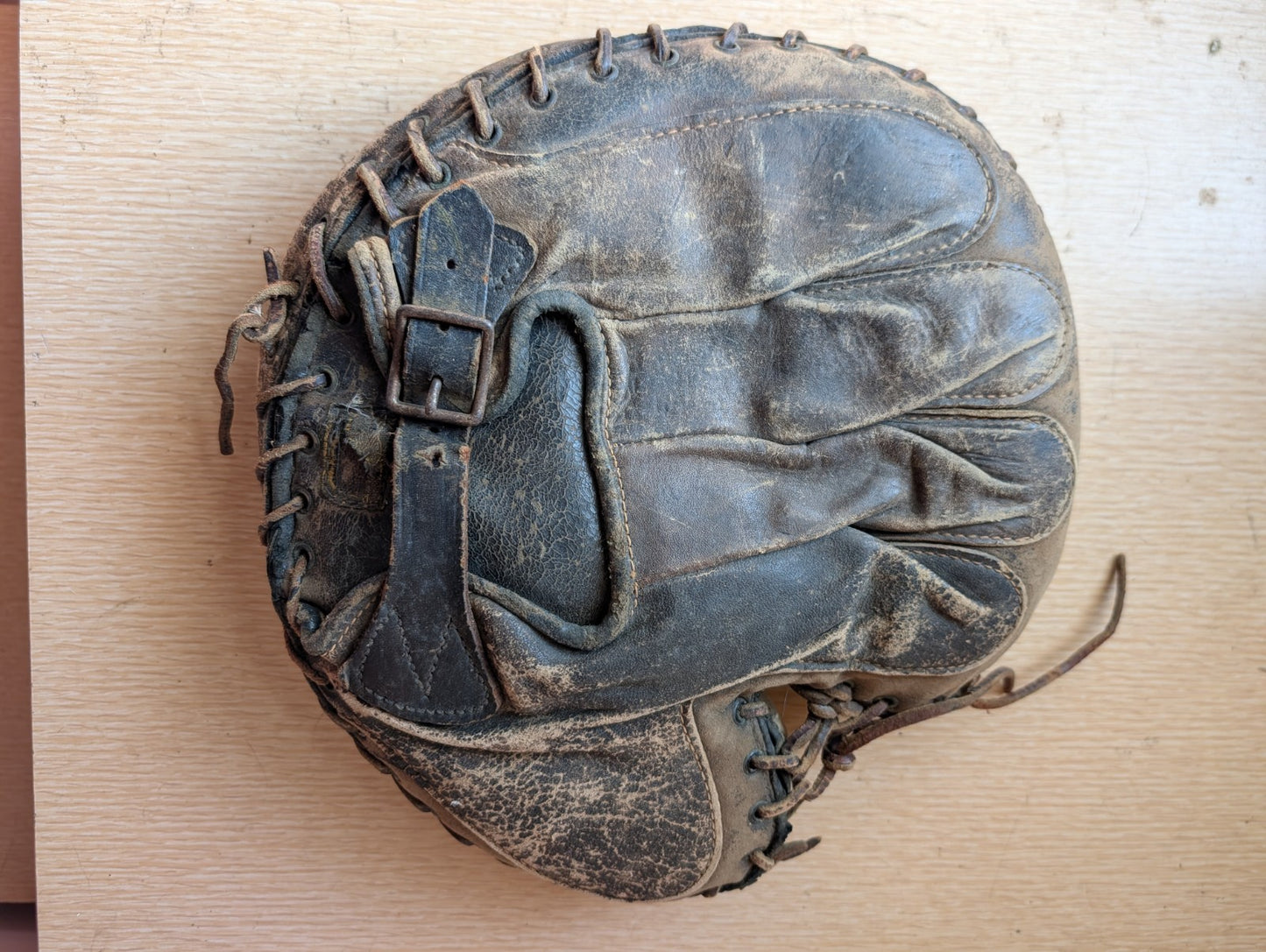 Vintage 20s 30s Victor Wright Ditson catchers mitt Glove baseball