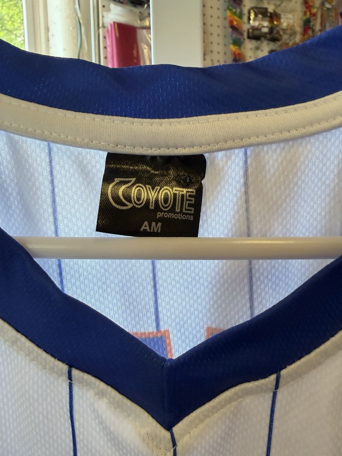 Mets Hernandez Number 17 Jersey Size Medium
