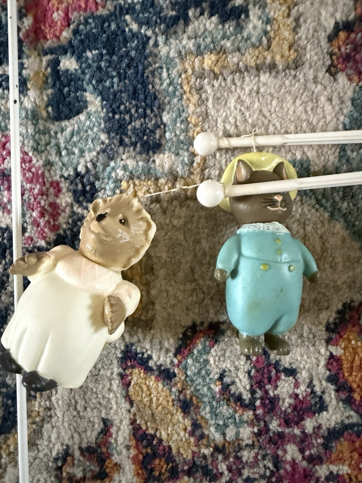 WORKING Vintage 1978 Peter Rabbit Beatrix Potter Crib Mobile Musical Nursery