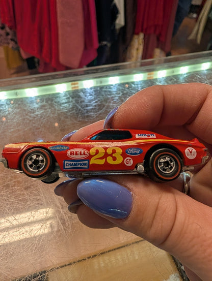 1975 HOT WHEELS REDLINE TORINO STOCKER , SOME PAINT WEAR 
