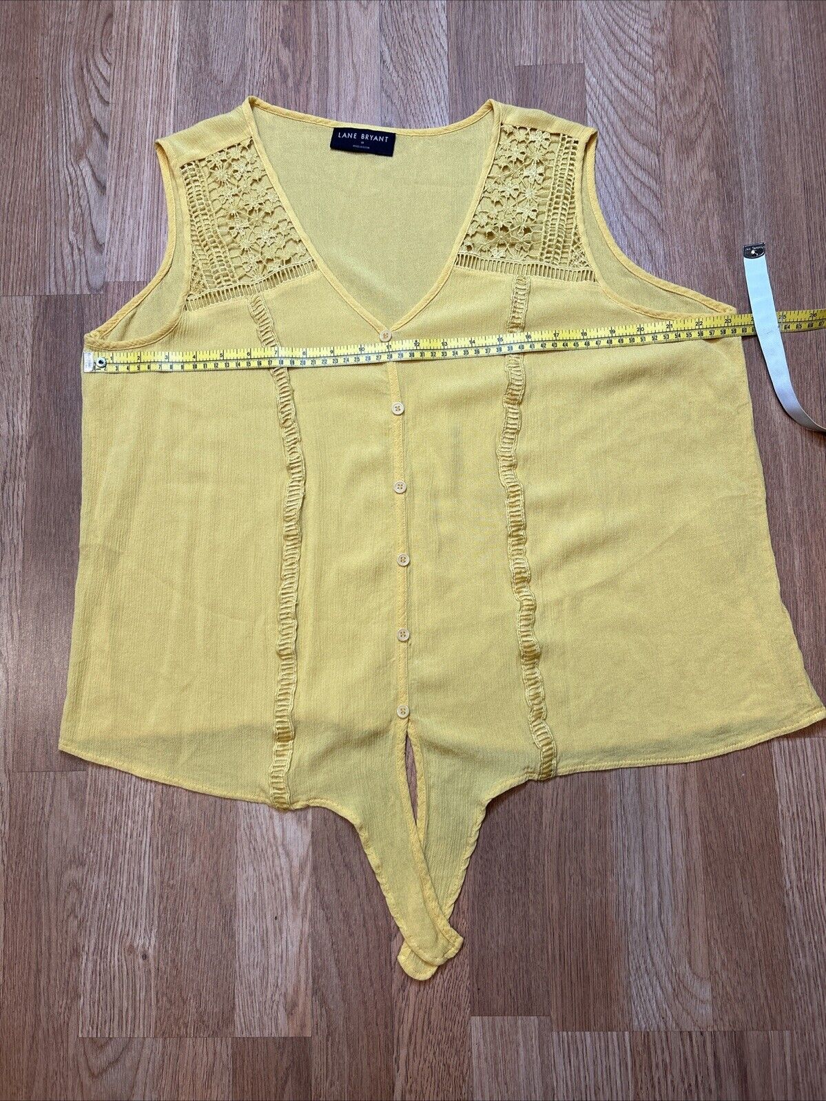 Lane Bryant Top Womens 18 Yellow Crinkle Crochet Button Front Sleeveless Tie 