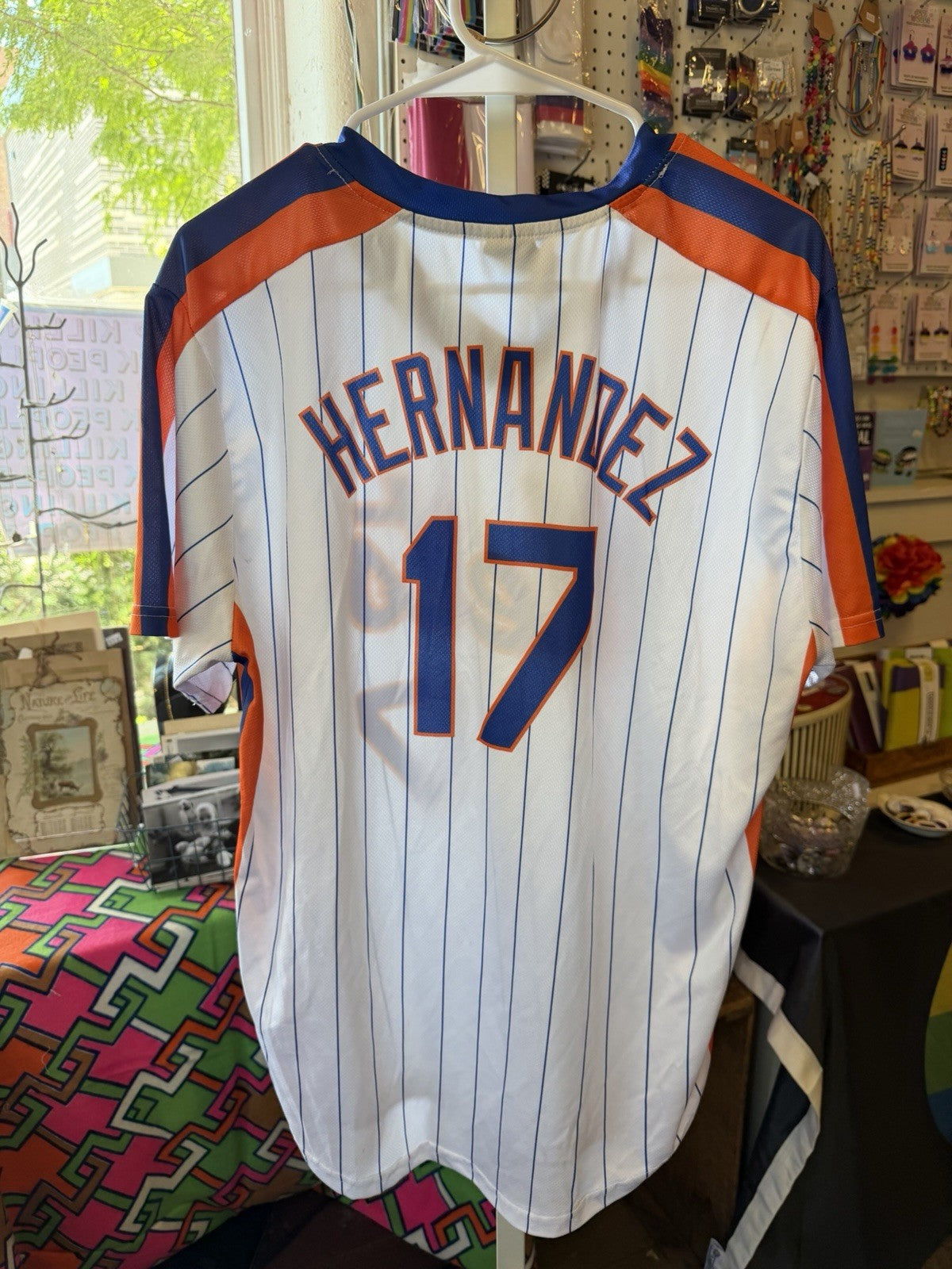 Mets Hernandez Number 17 Jersey Size Medium