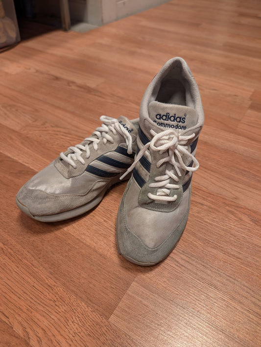 1980s Vintage Adidas Commodore Running Sneakers RARE Size 9 / 11 Taiwan 3 Stripe
