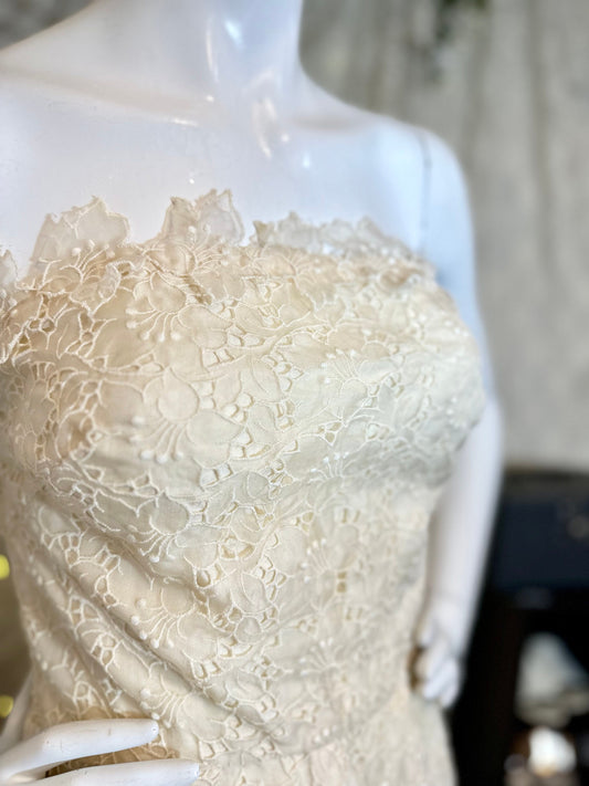 Brittney Vintage Sleeveless Short Ivory Floral Wedding Dress XS Sale Elopement Summer Wedding Sale