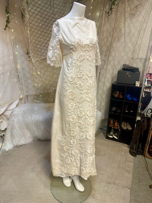 Vintage Crotched Lace Wedding Dress AS IS
