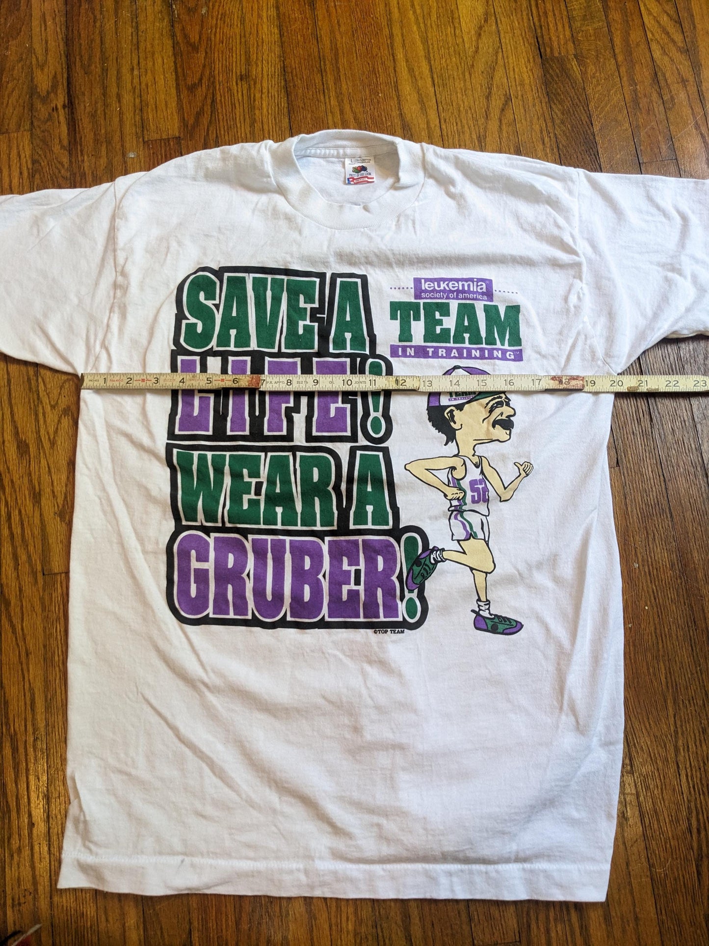 Deadstock 90s Y2k t-shirt Save A Life Wear a Gruber Leukemia t-shirt