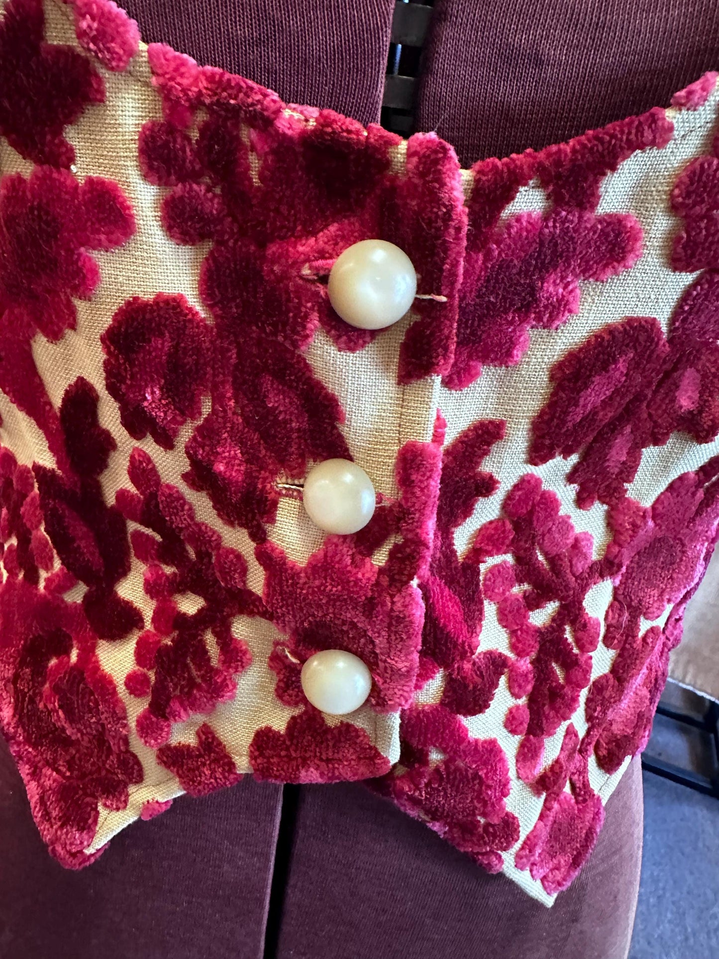 1970's Nude Flocked Velvet Floral Vest