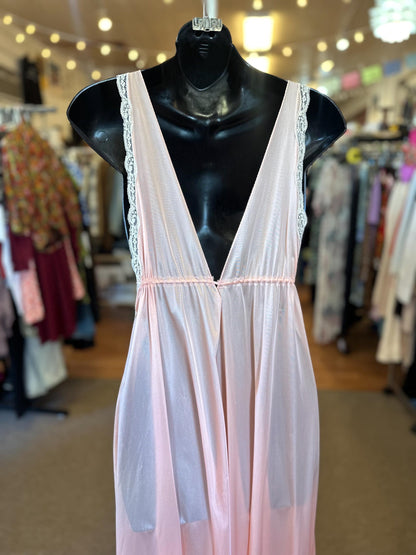1960's/70's Mistee Maxi Nylon Peach Nightgown