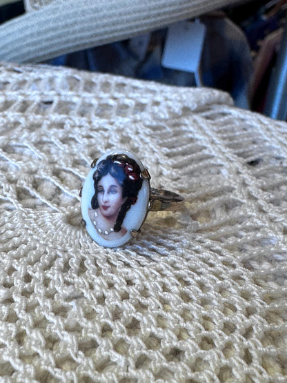 Vintage Hand Painted Limoges Cameo Porcelain Gold Filled. Stamped Gold Filled Ring
