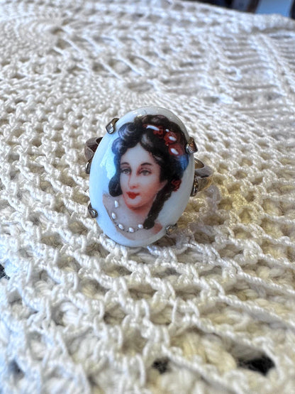 Vintage Hand Painted Limoges Cameo Porcelain Gold Filled. Stamped Gold Filled Ring