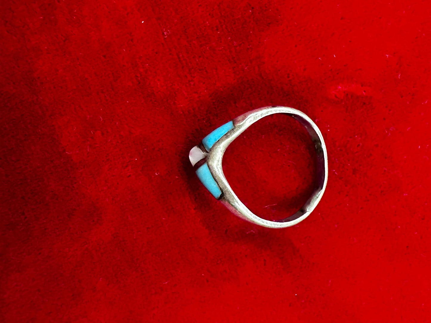 Vintage Zuni Navajo V Inlay Turquoise Ring Unmarked