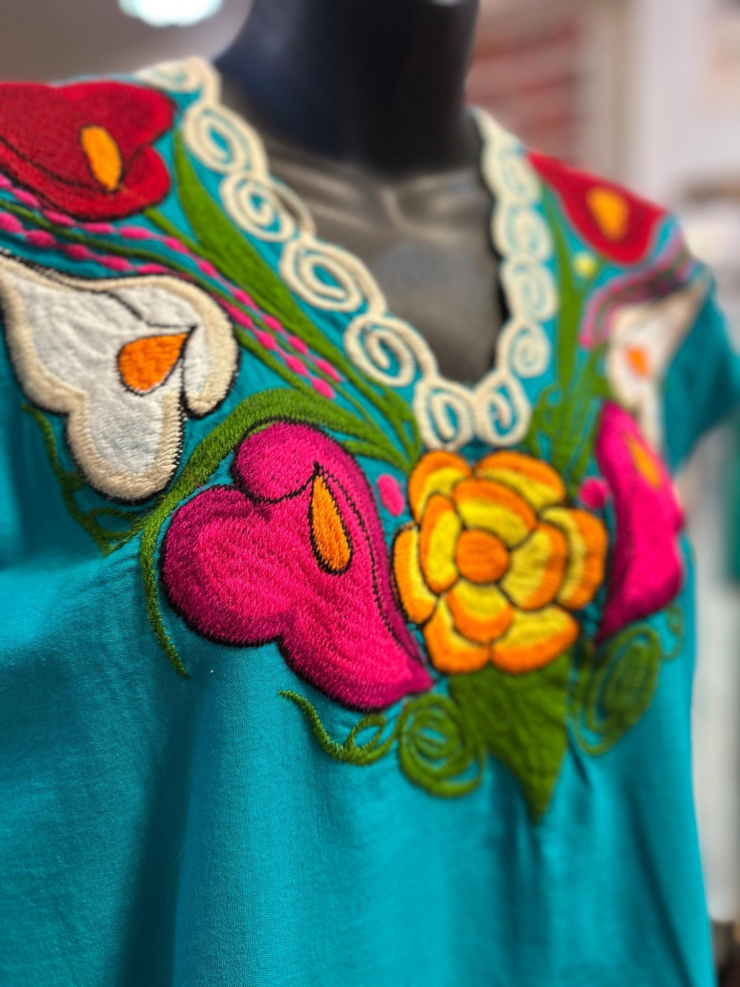 Traditional Mexican Oaxaca Huipil – Hand-Embroidered Teal Blouse (Size M/L)