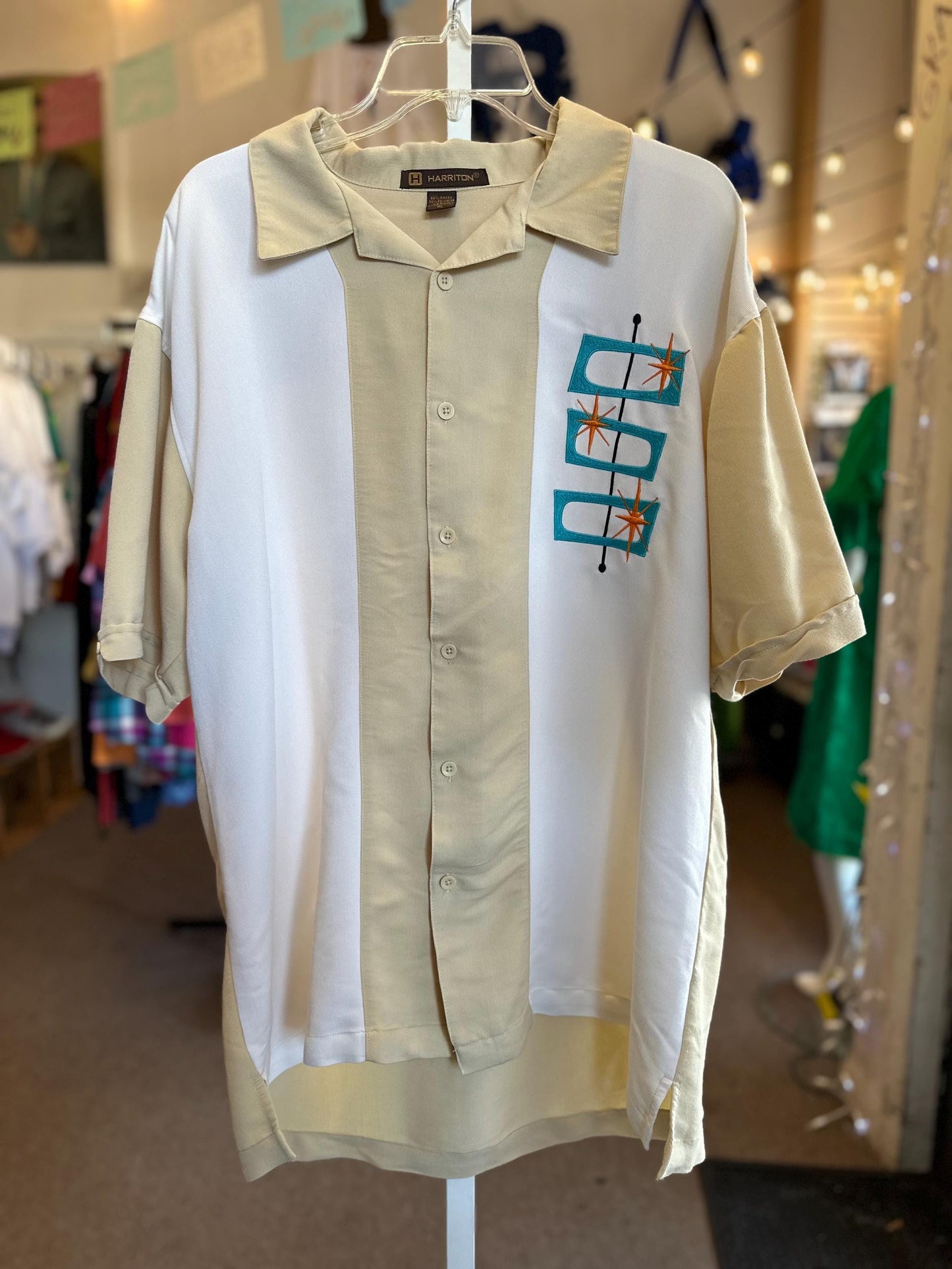 Men’s Two-Tone Bowling Rockabilly Shirt – Atomic Retro Inspired (White & Sand, XL) – As-Is