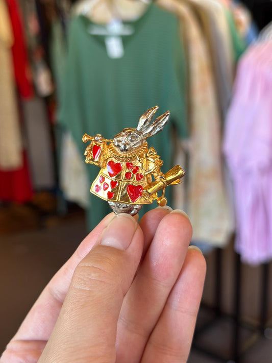 Alice In Wonderland MMA Signed Alice in Wonderland White Rabbit Queen of Hearts Brooch Pin