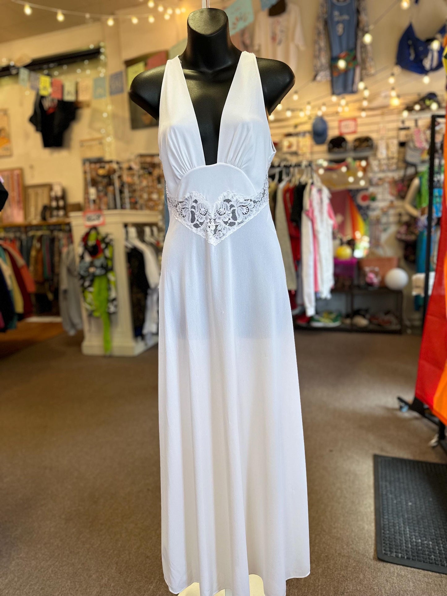 Vintage Blanch by Ralp Montenero White Slip – As-Is