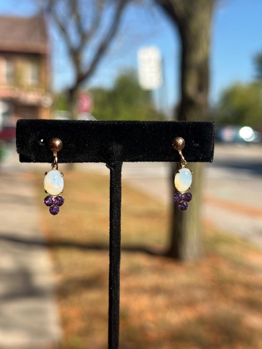 MCM Vintage 1940's-50's Goldtone Screwback Clip on Faux Created Opal Earrings