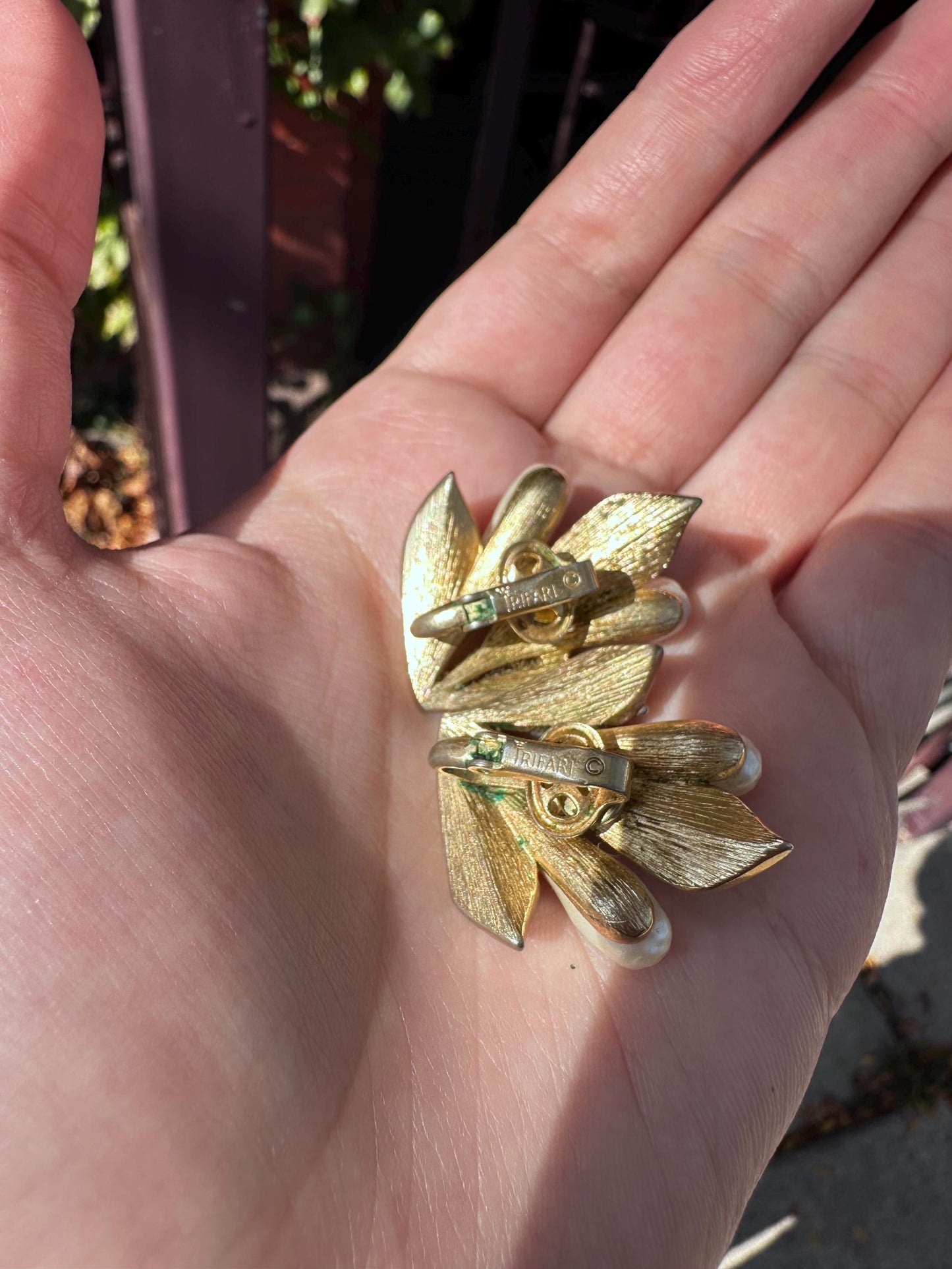 Vintage 1950s Trefari Gold Tone and Pearl Leaf Brooch and Clip on Earring Set